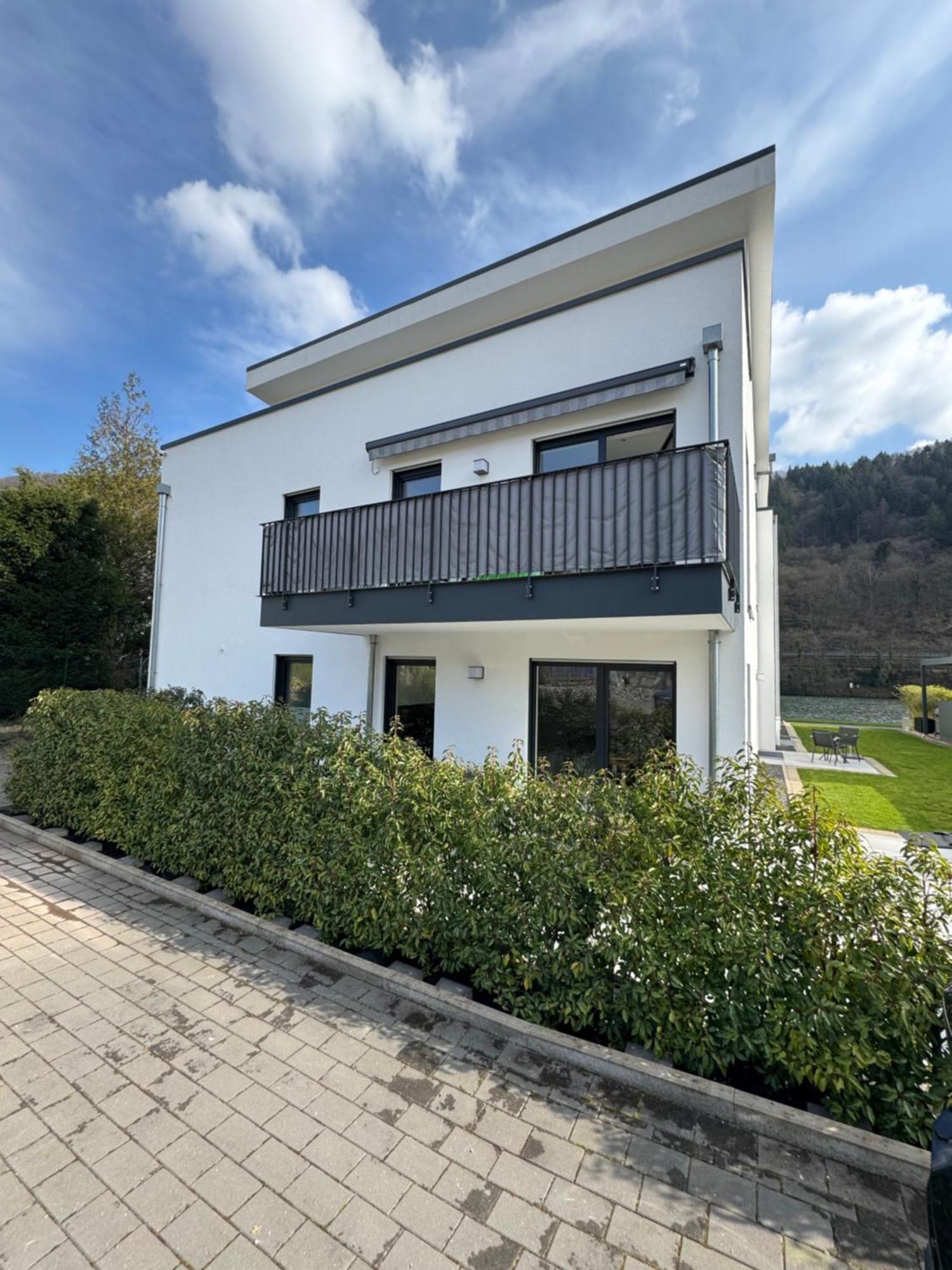 "Auslese 54" -Direkt Am Moselufer- Gaestezimmer & Ferienwohnung Traben-Trarbach Luaran gambar
