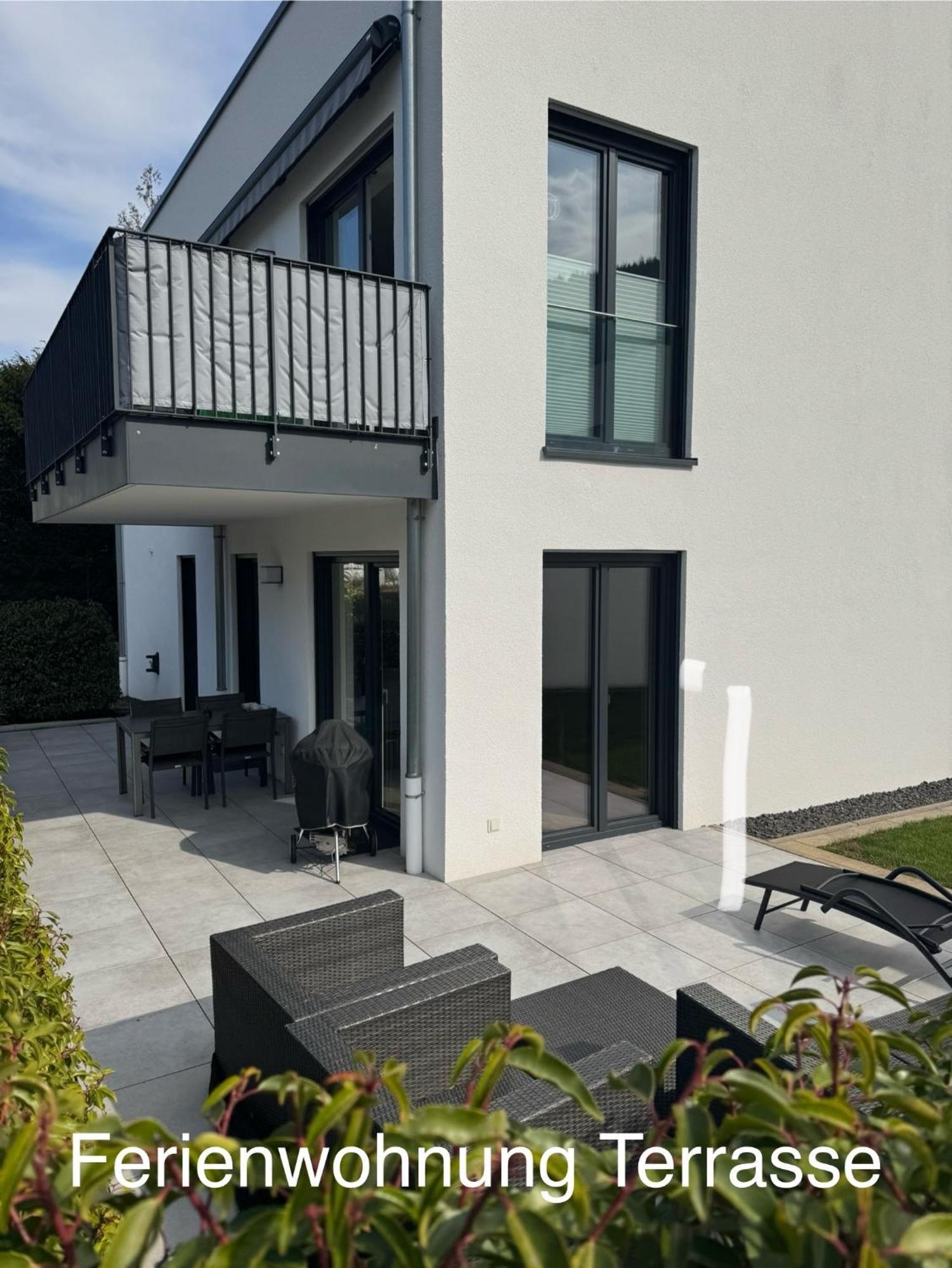 "Auslese 54" -Direkt Am Moselufer- Gaestezimmer & Ferienwohnung Traben-Trarbach Luaran gambar